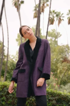 Abrigo Mery Corto Morado / Negro - The Nook Store