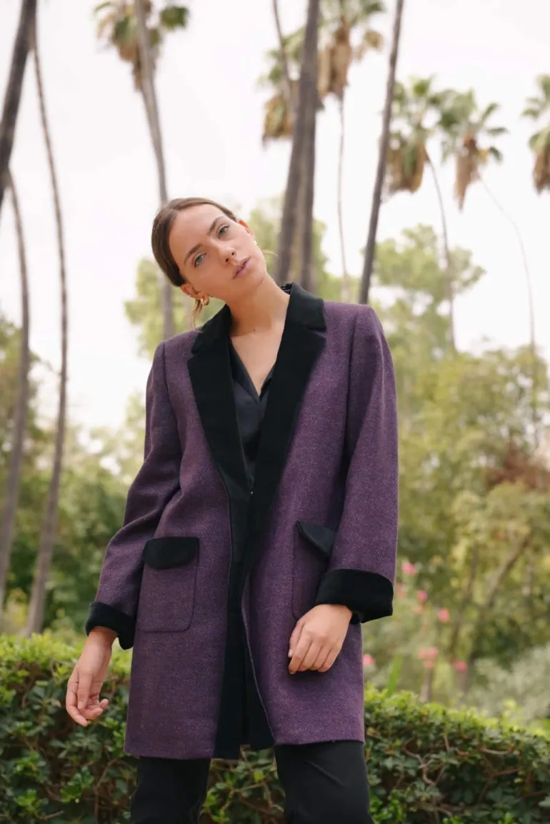 Abrigo Mery Corto Morado / Negro - The Nook Store