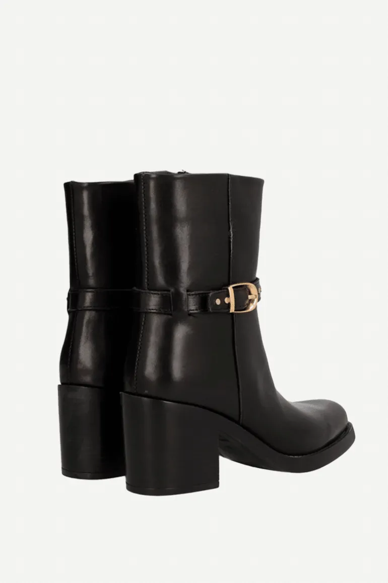 Botas Leyna Piel Negro - The Nook Store