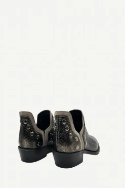 Botas Mer Tacón Bajo Snake Piel Antracita Tachuela Plateada - The Nook Store