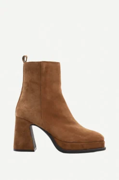 Botas Sella Ante Cuero - The Nook Store
