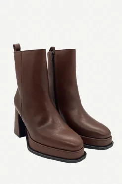 Botas Sella Piel Brandy - The Nook Store