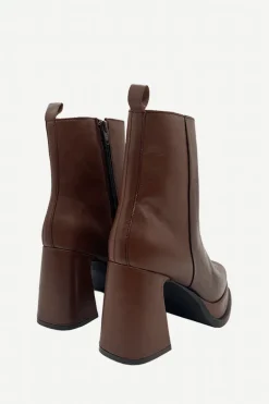 Botas Sella Piel Brandy - The Nook Store