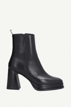 Botas Sella Piel Negro - The Nook Store