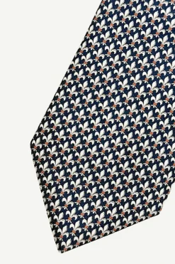 Corbata Flor de Lis Blanca - The Nook Store