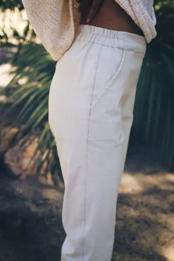 Pantalón Basic Beige - The Nook Store