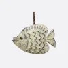 Pez colgante pequeño white - The Nook Store