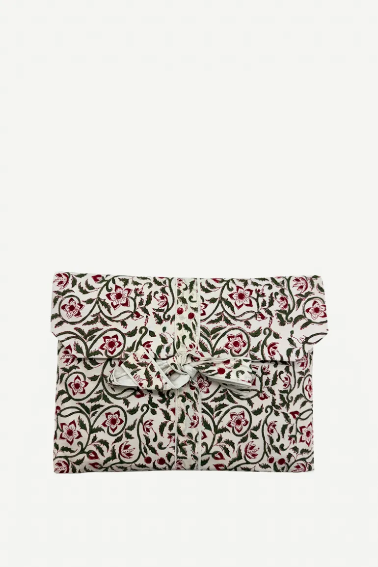 Pijama Kira - The Nook Store