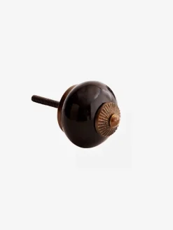 Pomo Bassic Black | En varias tonalidades | The Nook Store