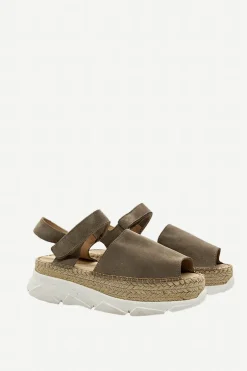 Sandalia Deportiva Niquel - The Nook Store