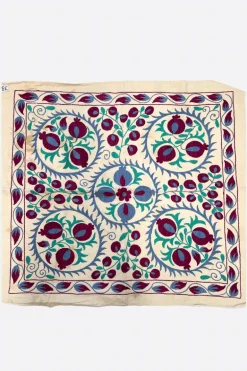 Suzani 133 (100x90) - The Nook Store
