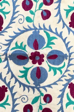 Suzani 133 (100x90) - The Nook Store