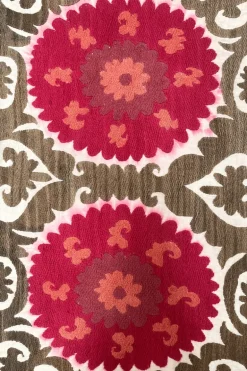Suzani 116 (100x130) - The Nook Store