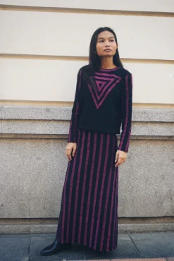 Top Innika Negro y Morado - The Nook Store