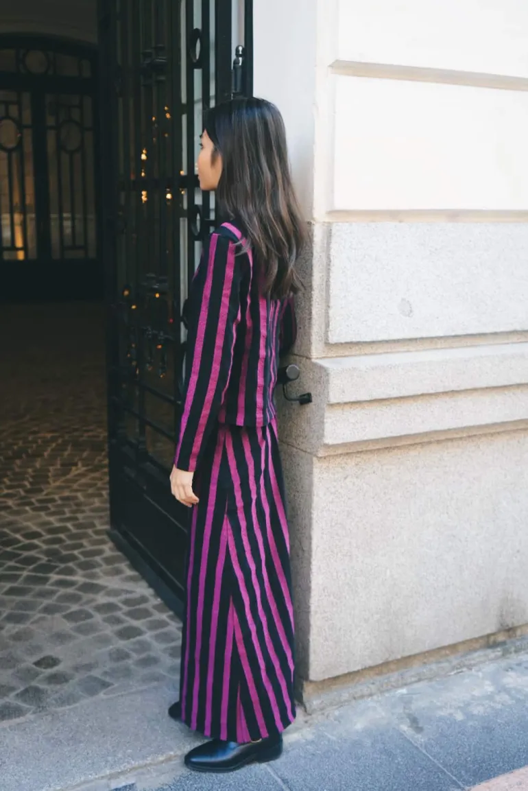 Top Innika Negro y Morado - The Nook Store