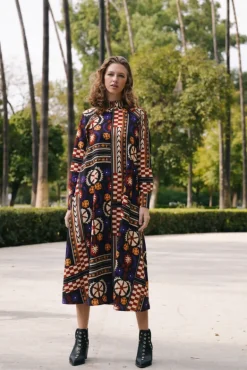 Vestido Alice Mosaico Negro Crudo y Morado - The Nook Store