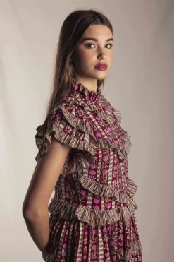 Vestido Lomba Rojo Flores Rosas - The Nook Store