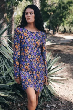 Vestido Solene Corto Flores - The Nook Store