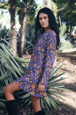 Vestido Solene Corto Flores - The Nook Store