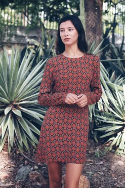 Vestido Solene Corto Rombos - The Nook Store