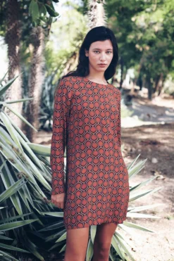 Vestido Solene Corto Rombos - The Nook Store