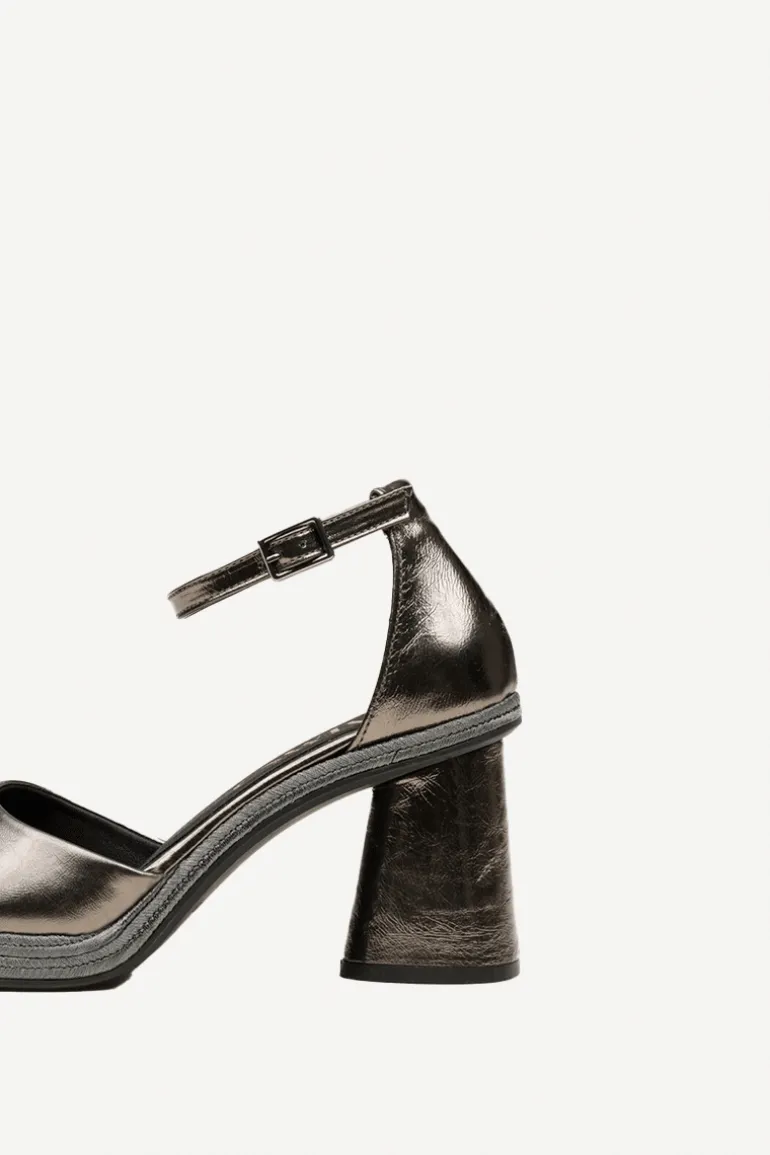 Zapato tacón Elia Ceniza - The Nook Store
