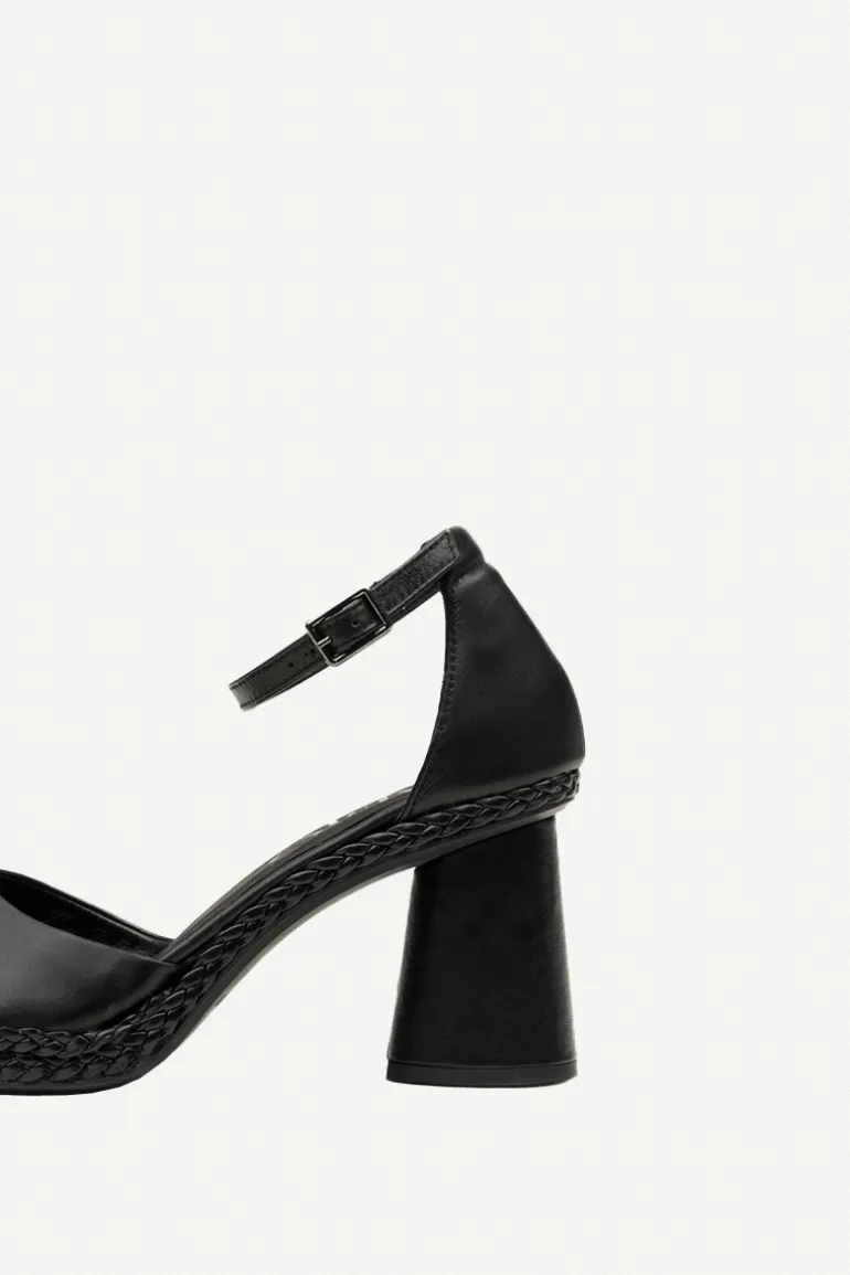 Zapato tacón Elia Negro - The Nook Store